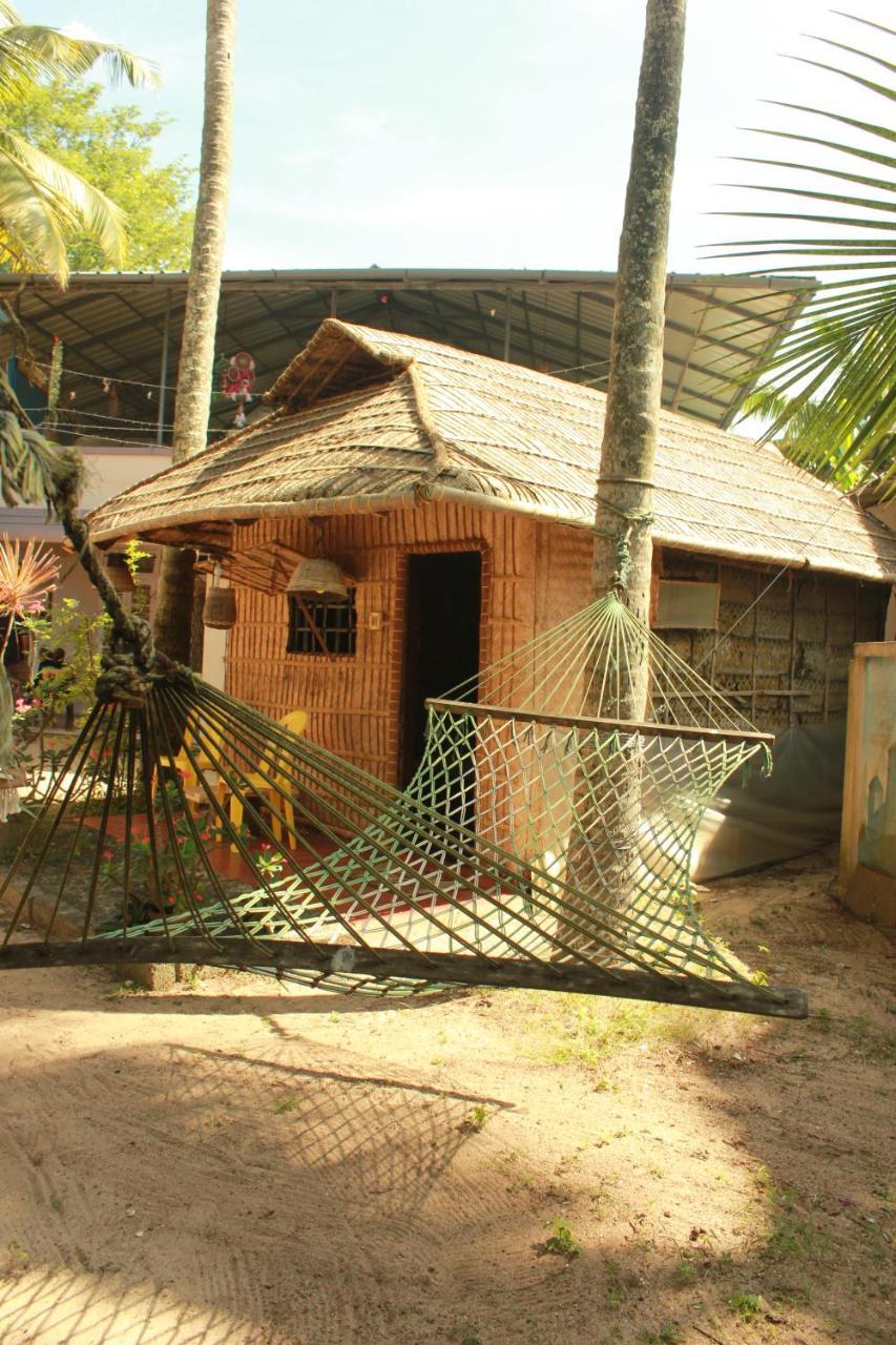 Elara Beach View Homestay Alappuzha Luaran gambar