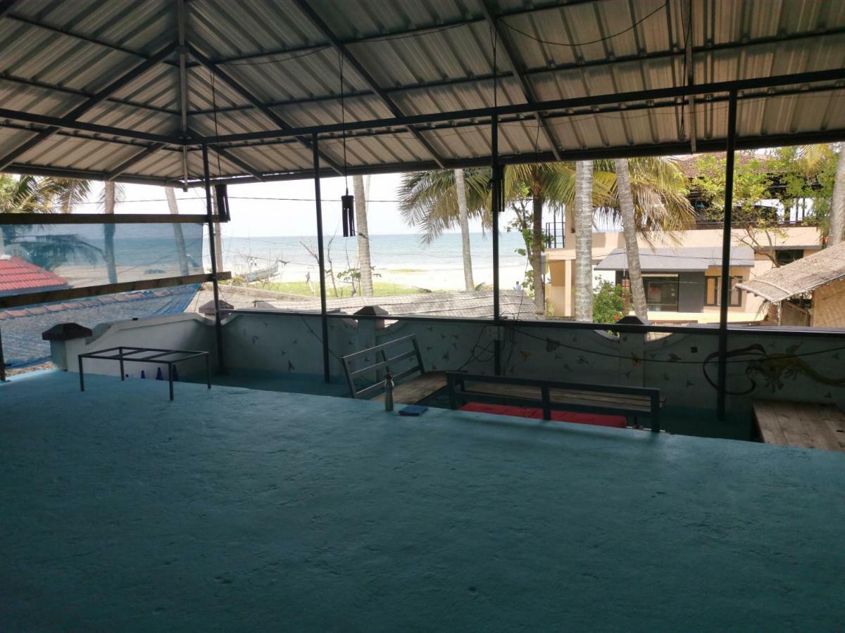 Elara Beach View Homestay Alappuzha Luaran gambar